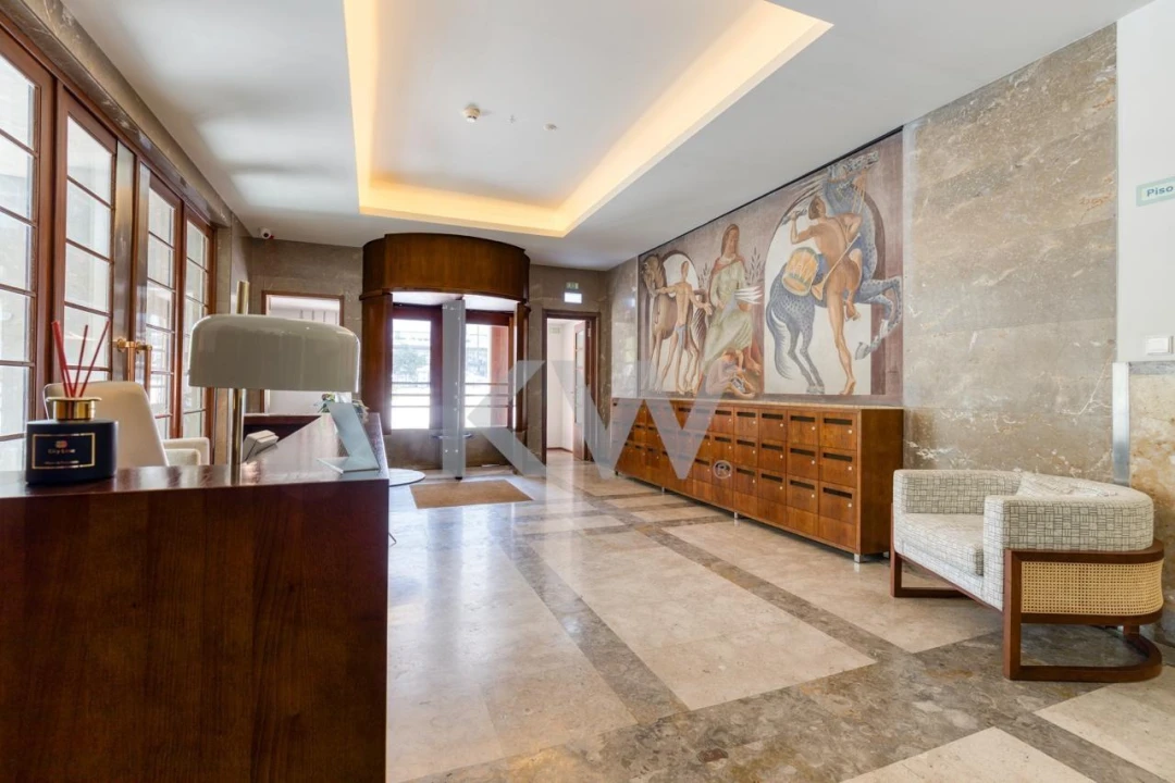 Apartamento T1 para Venda em Santo António Foto 30