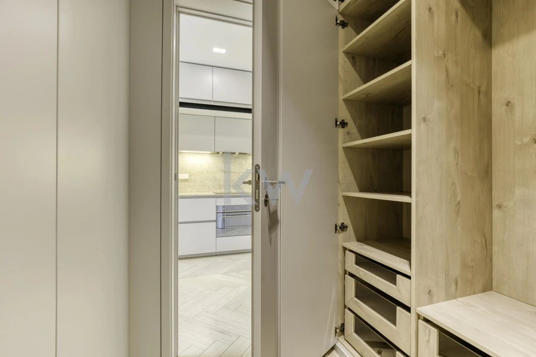 Apartamento T1 para Venda em Santo António Foto 21