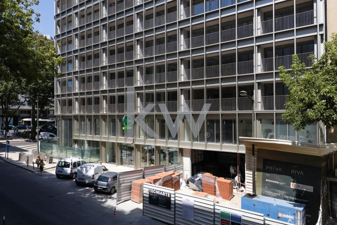 Apartamento T1 para Venda em Santo António Foto 49