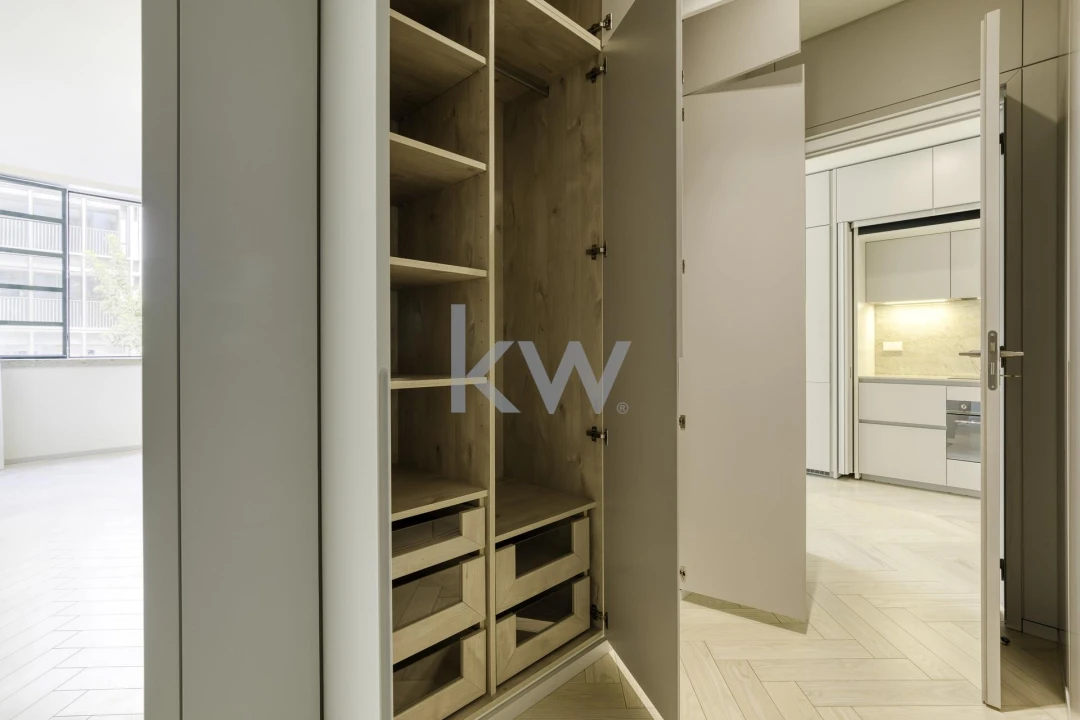 Apartamento T1 para Venda em Santo António Foto 20