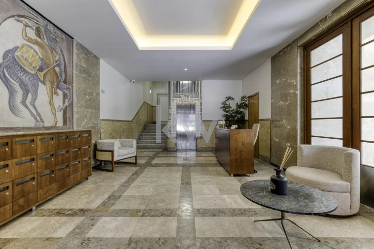 Apartamento T1 para Venda em Santo António Foto 27