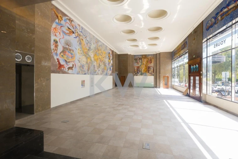 Apartamento T1 para Venda em Santo António Foto 40