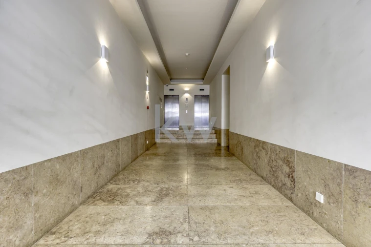 Apartamento T1 para Venda em Santo António Foto 38