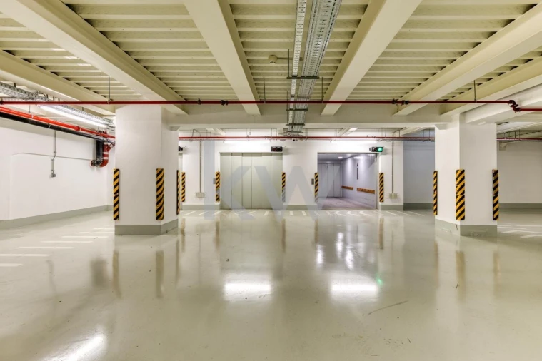 Apartamento T1 para Venda em Santo António Foto 26