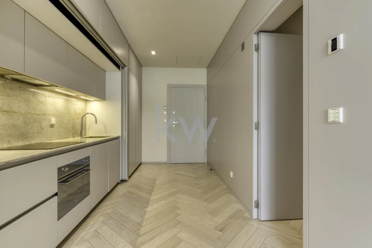 Apartamento T1 para Venda em Santo António Foto 5