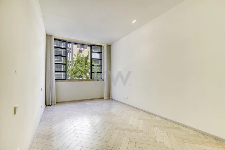 Apartamento T1 para Venda em Santo António Foto 13
