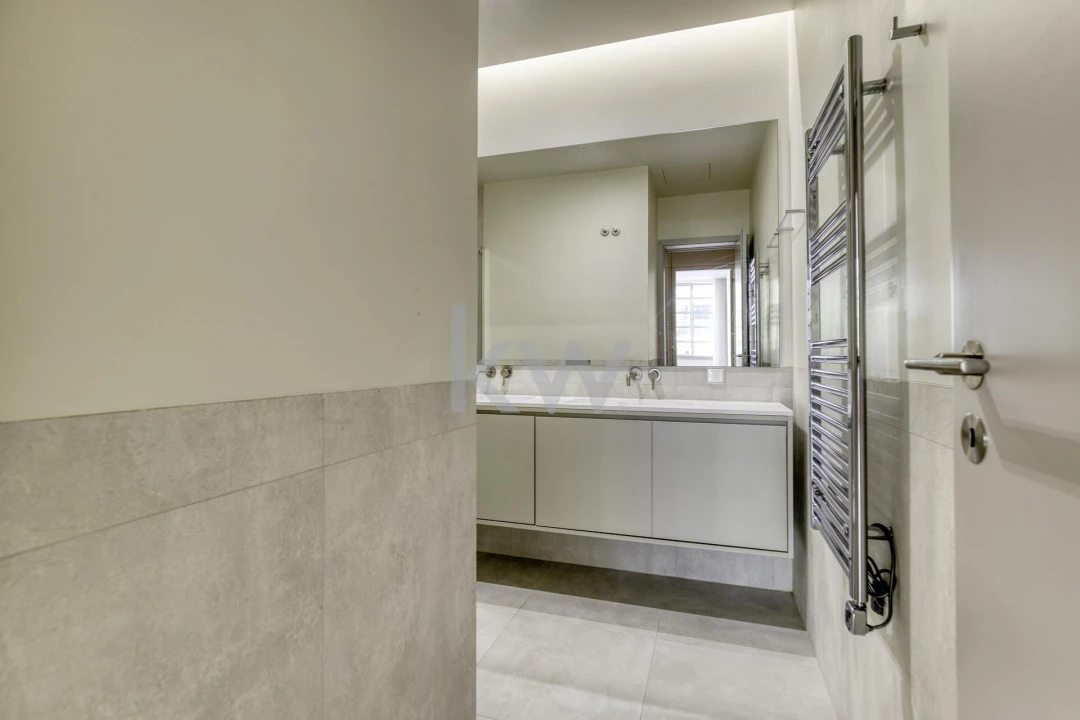 Apartamento T1 para Venda em Santo António Foto 16