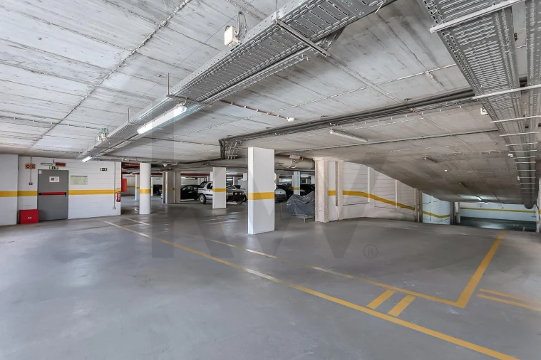 Negócio para Venda em Carnaxide e Queijas Foto 10