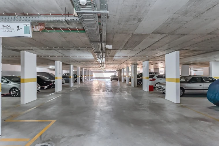 Negócio para Venda em Carnaxide e Queijas Foto 45