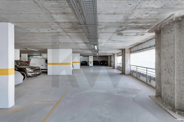 Negócio para Venda em Carnaxide e Queijas Foto 57