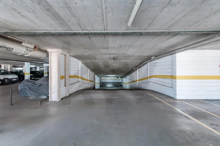 Negócio para Venda em Carnaxide e Queijas Foto 28