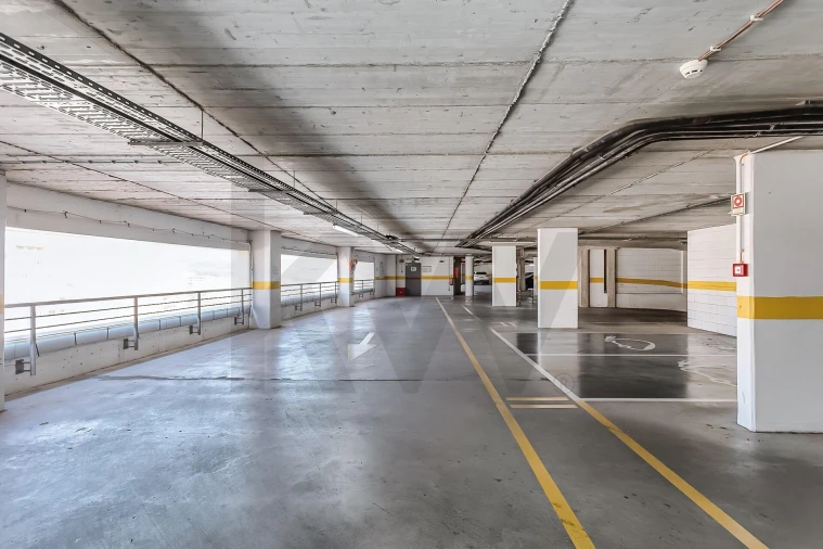 Negócio para Venda em Carnaxide e Queijas Foto 23