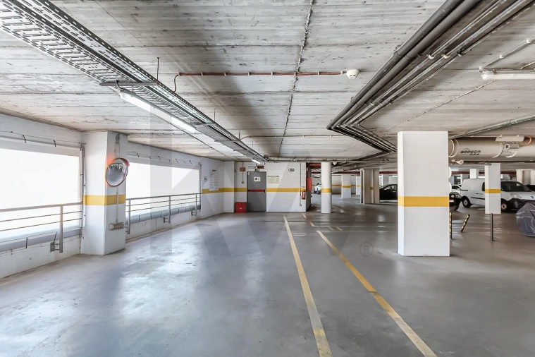 Negócio para Venda em Carnaxide e Queijas Foto 9