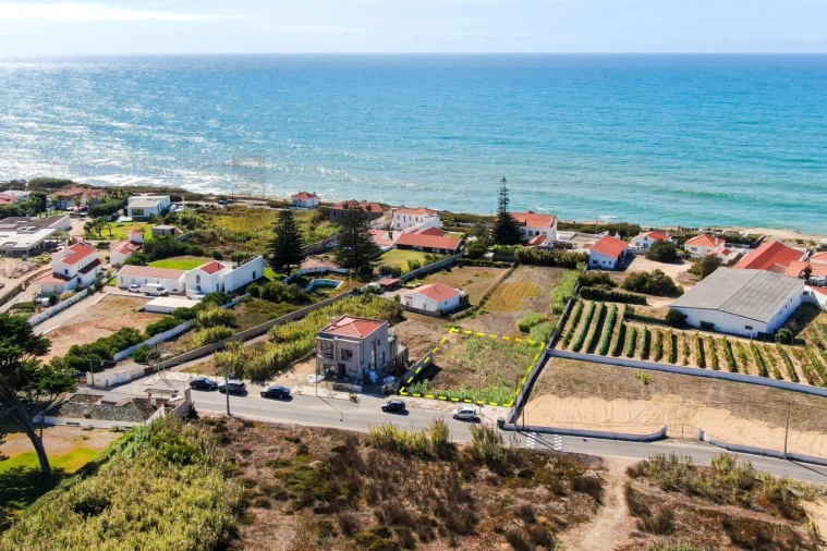 Terreno para Venda em Colares Foto 1