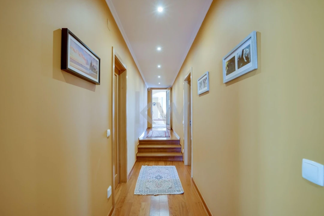 Moradia T3 para Venda em Colares Foto 25