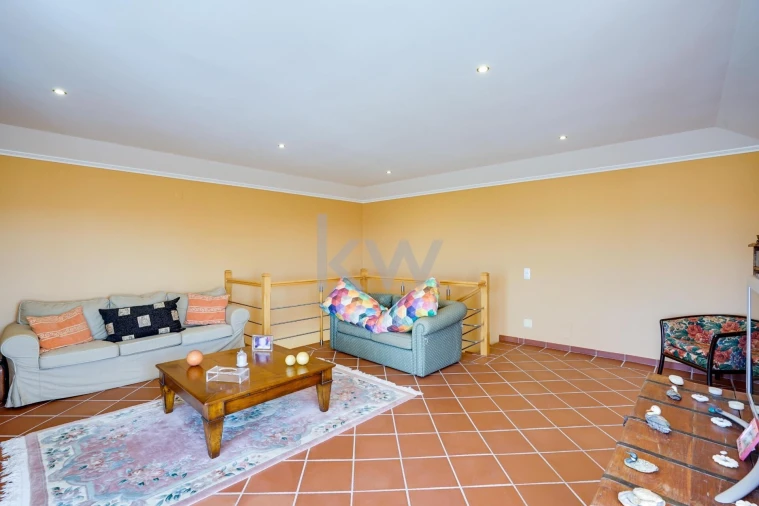 Moradia T3 para Venda em Colares Foto 10