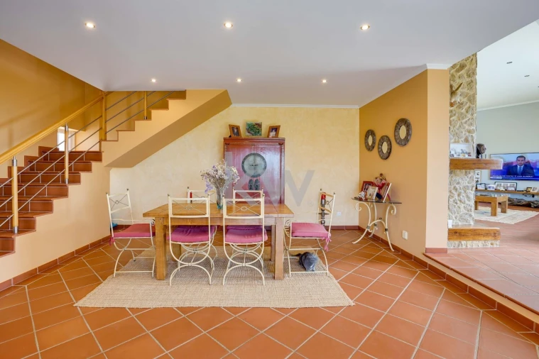 Moradia T3 para Venda em Colares Foto 34