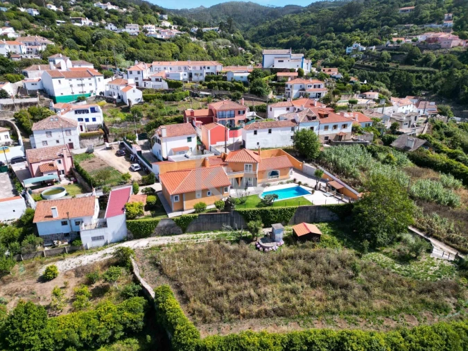 Moradia T3 para Venda em Colares Foto 37