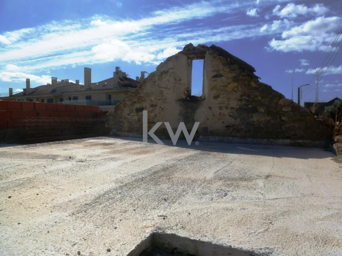 Moradia T4 para Venda em Queluz e Belas Foto 6