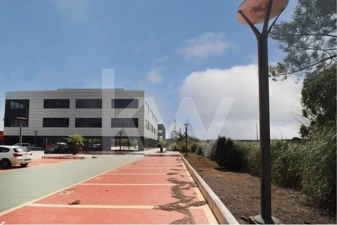 Escritório para Arrendamento em São João das Lampas e Terrugem Foto 15