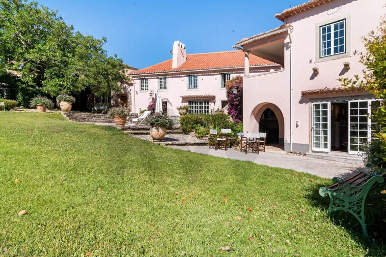 Moradia T7 para Venda em São João das Lampas e Terrugem Foto 33