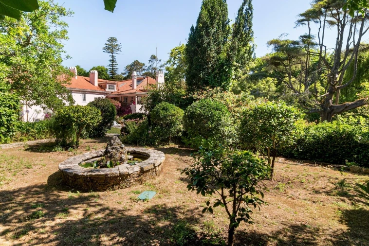 Moradia T7 para Venda em São João das Lampas e Terrugem Foto 45