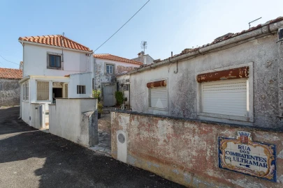 Moradia T3 para Venda em Santa Maria e São Miguel, São Martinho, São Pedro Penaferrim