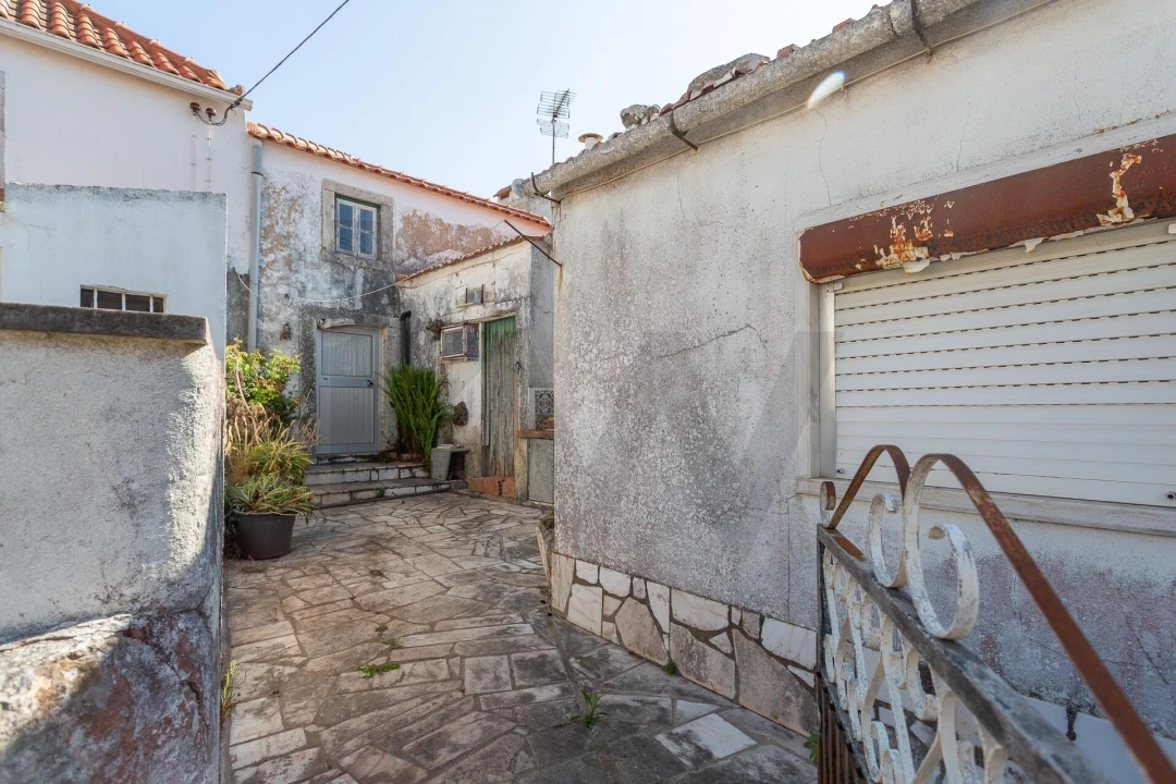 Moradia T3 para Venda em Santa Maria e São Miguel, São Martinho, São Pedro Penaferrim Foto 4
