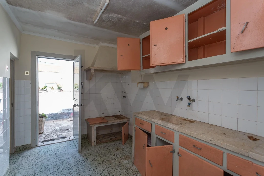 Moradia T3 para Venda em Santa Maria e São Miguel, São Martinho, São Pedro Penaferrim Foto 9