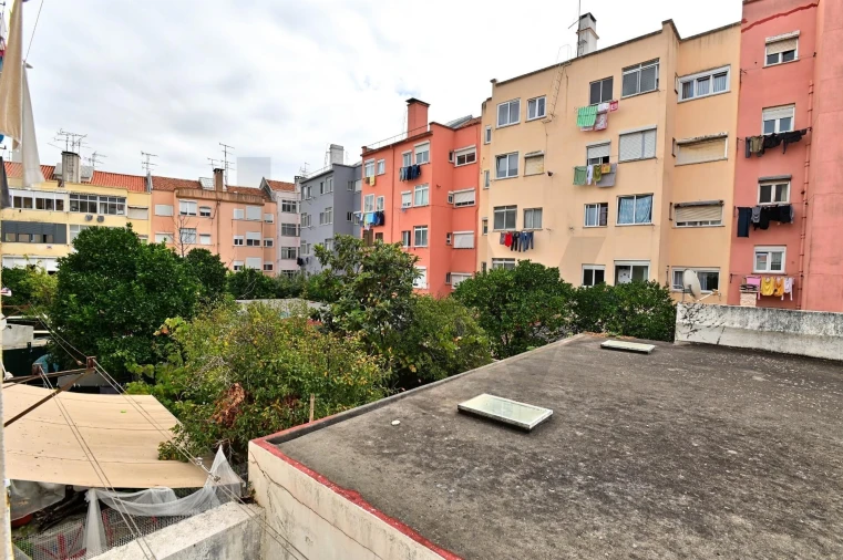 Apartamento T2 para Arrendamento em Falagueira-Venda Nova Foto 16