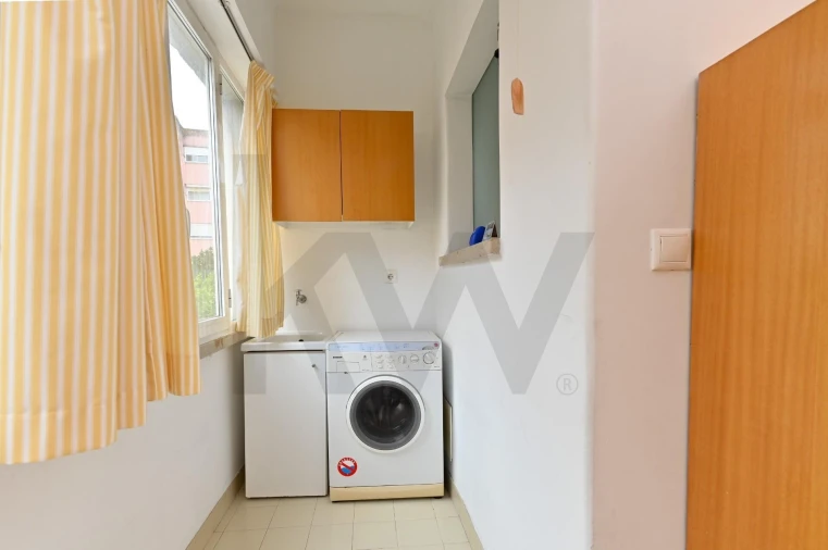 Apartamento T2 para Arrendamento em Falagueira-Venda Nova Foto 22