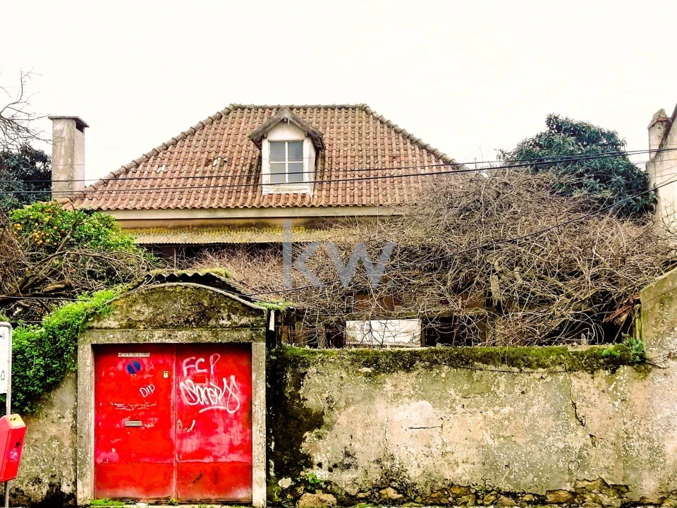 Moradia T4 para Venda em Venteira Foto 4