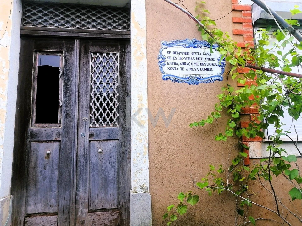 Moradia T4 para Venda em Venteira Foto 24