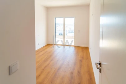 Apartamento T3 para Venda em Odivelas