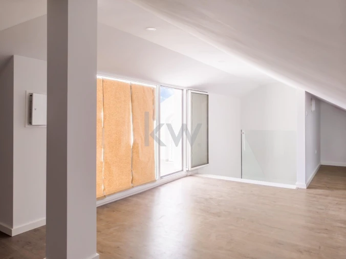 Moradia T4 para Venda em Pontinha e Famões Foto 36