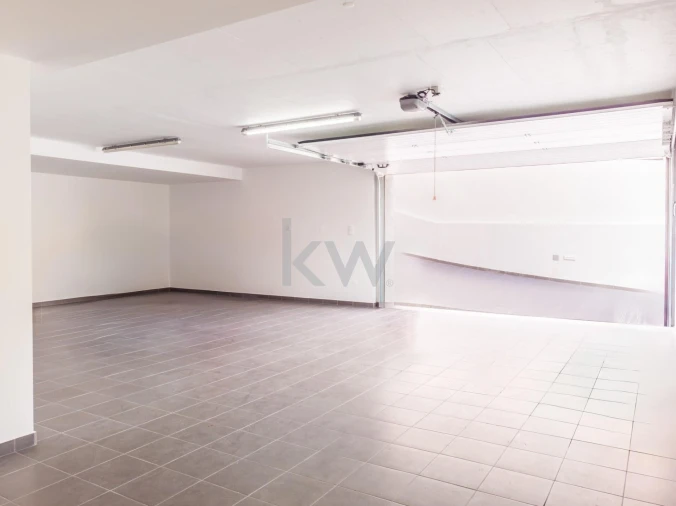 Moradia T4 para Venda em Pontinha e Famões Foto 17