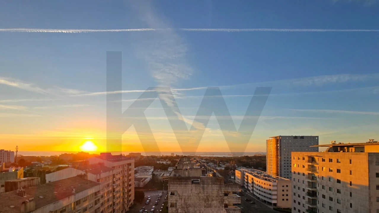 Apartamento T4 para Venda em Aldoar, Foz do Douro e Nevogilde Foto 2