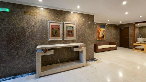 Apartamento T4 para Venda em Aldoar, Foz do Douro e Nevogilde
