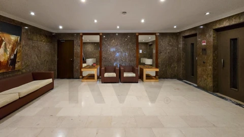 Apartamento T4 para Venda em Aldoar, Foz do Douro e Nevogilde