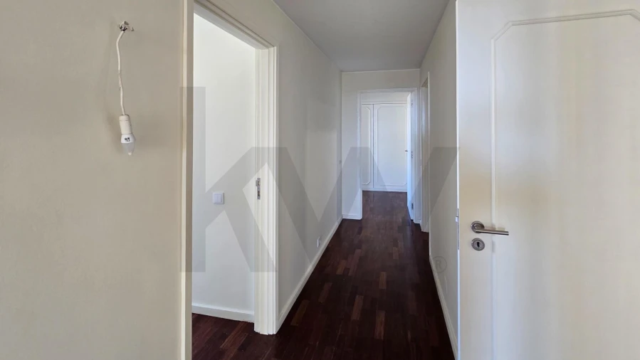 Apartamento T4 para Venda em Aldoar, Foz do Douro e Nevogilde Foto 24