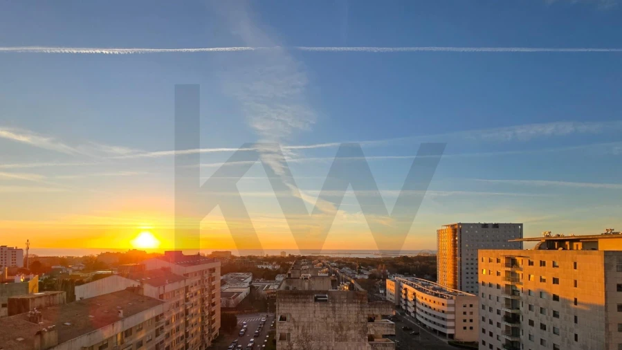 Apartamento T4 para Venda em Aldoar, Foz do Douro e Nevogilde Foto 2