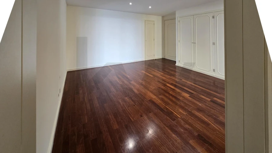 Apartamento T4 para Venda em Aldoar, Foz do Douro e Nevogilde Foto 7
