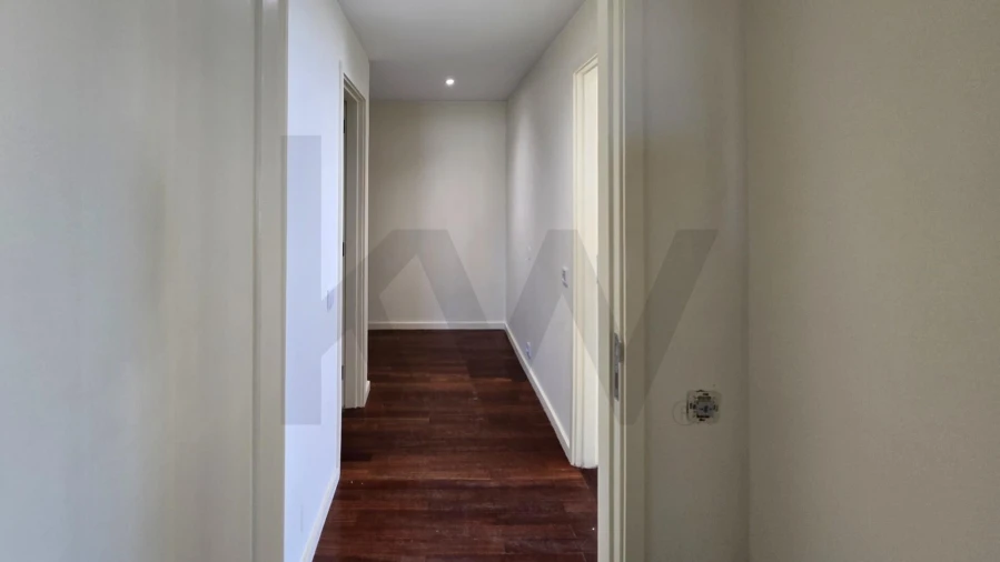Apartamento T4 para Venda em Aldoar, Foz do Douro e Nevogilde Foto 18