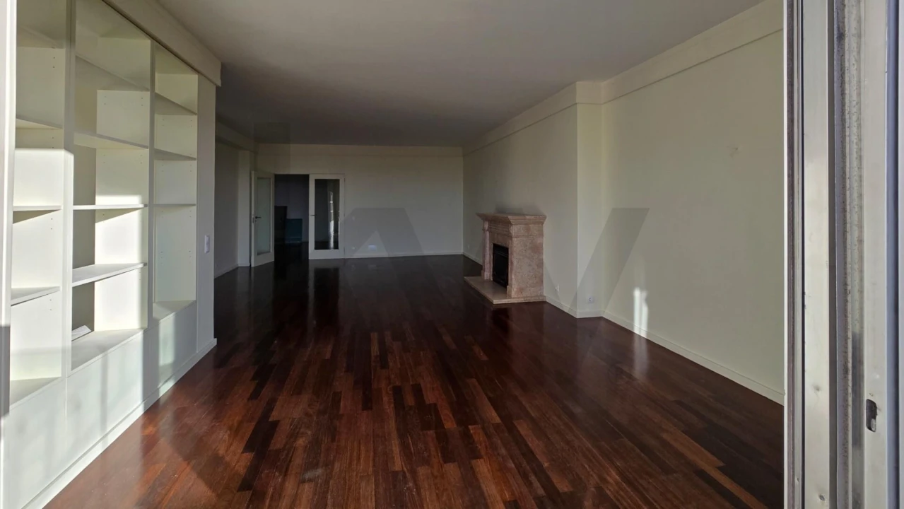 Apartamento T4 para Venda em Aldoar, Foz do Douro e Nevogilde Foto 15