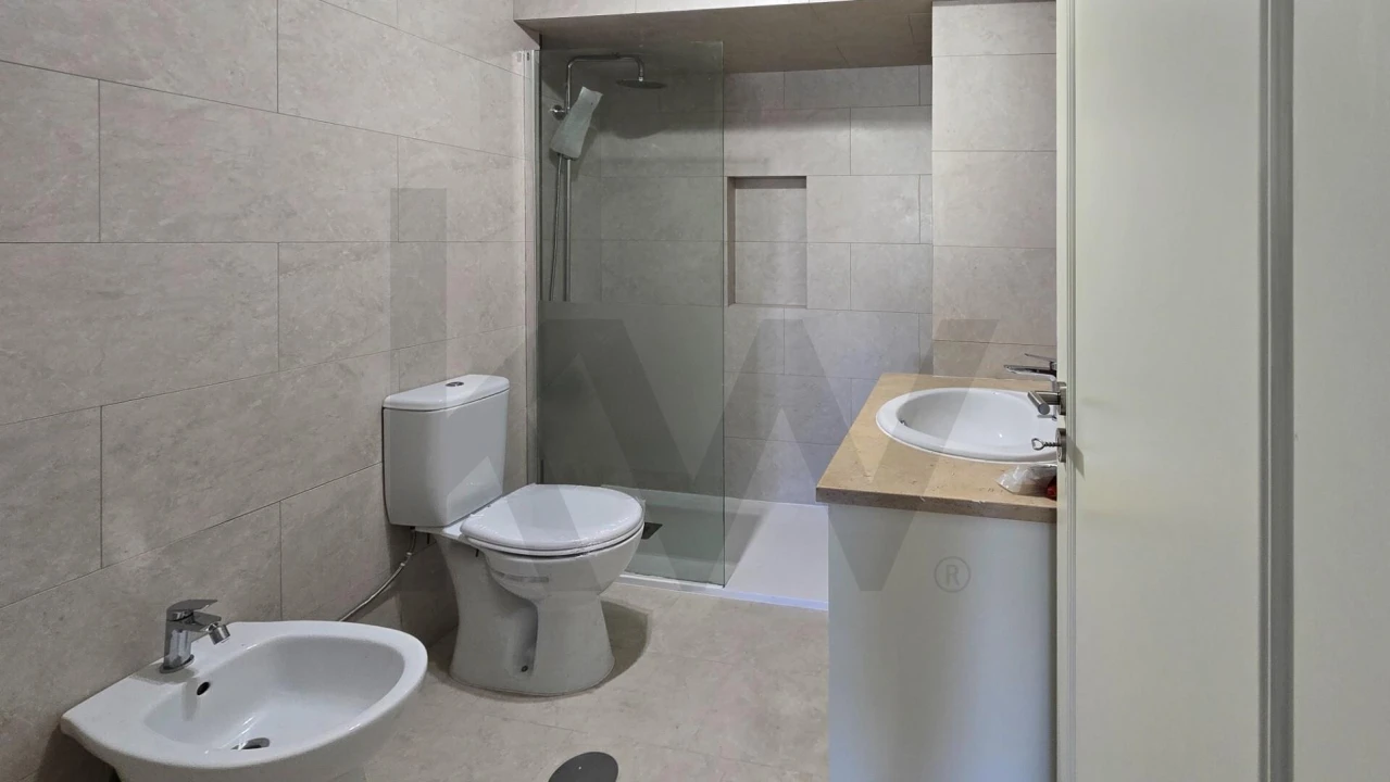 Apartamento T4 para Venda em Aldoar, Foz do Douro e Nevogilde Foto 32
