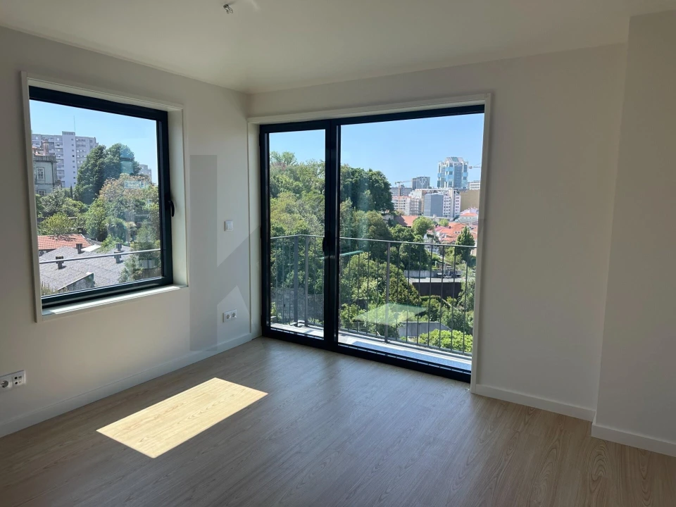 Apartamento T2 para Venda em Cedofeita, Santo Ildefonso, Sé, Miragaia, São Nicolau e Vitória Foto 14
