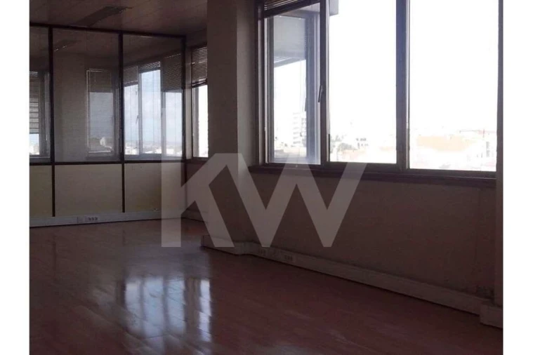 Escritório para Arrendamento em Cedofeita, Santo Ildefonso, Sé, Miragaia, São Nicolau e Vitória Foto 17