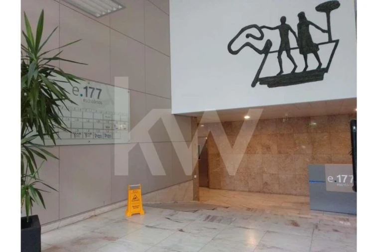 Escritório para Arrendamento em Cedofeita, Santo Ildefonso, Sé, Miragaia, São Nicolau e Vitória Foto 5