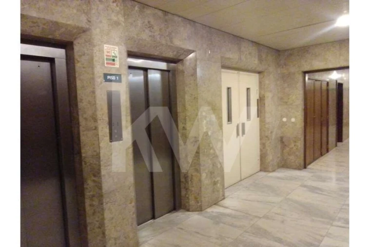 Escritório para Arrendamento em Cedofeita, Santo Ildefonso, Sé, Miragaia, São Nicolau e Vitória Foto 6