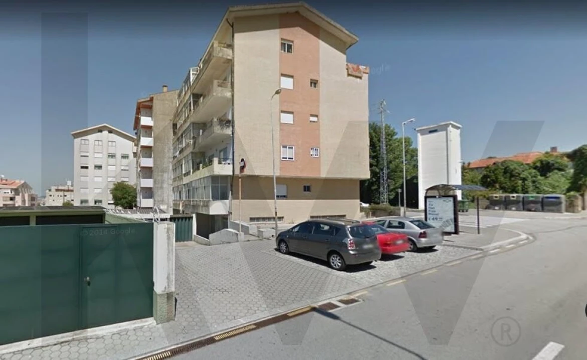 Loja para Venda em Vilar de Andorinho Foto 3